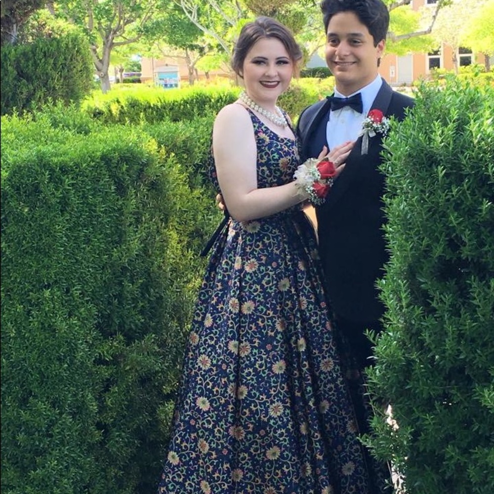 Sherri Hill Prom Dress